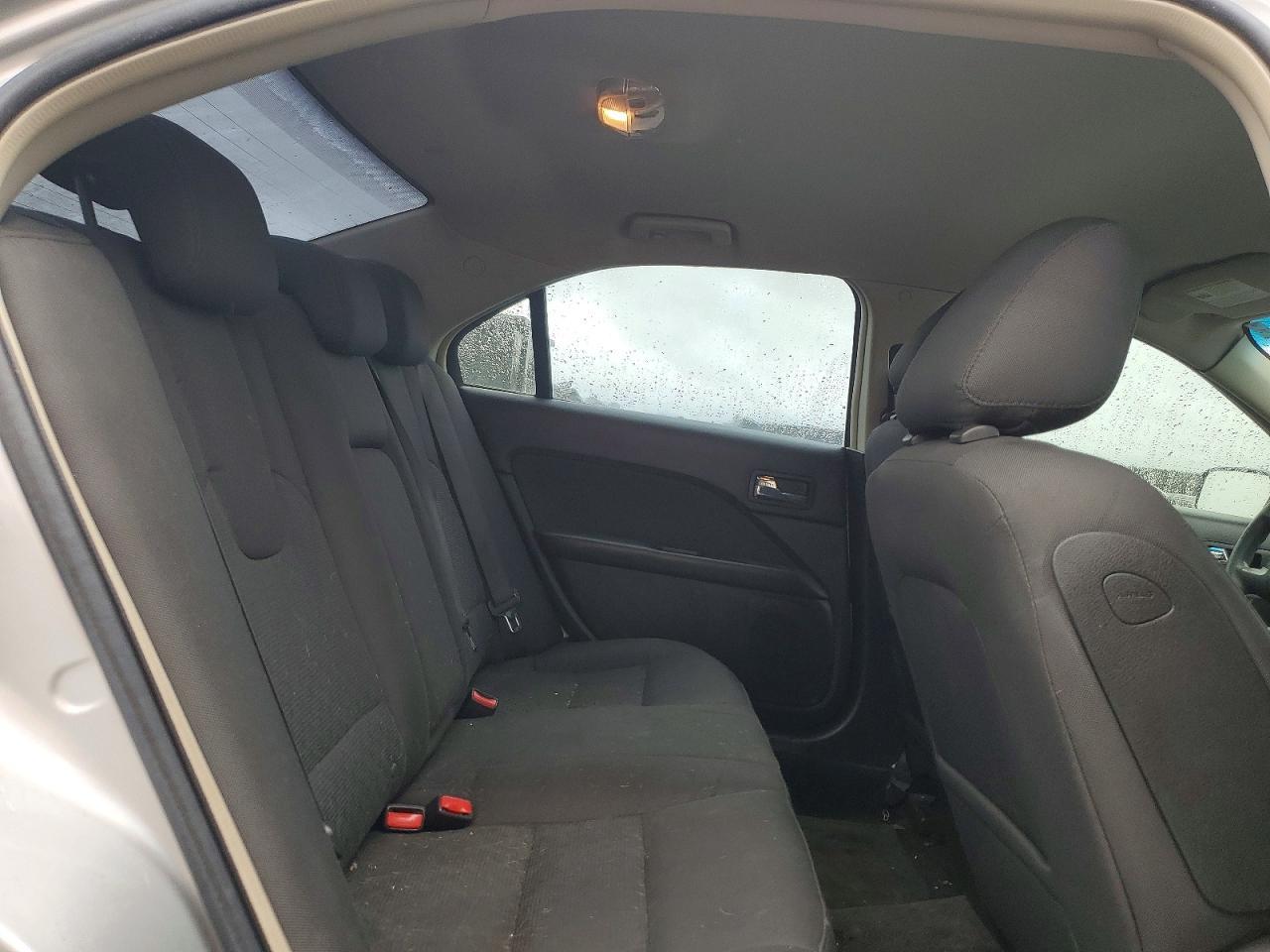 2010 FORD FUSION