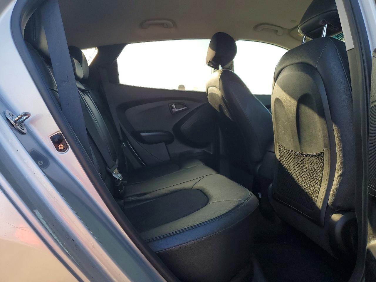 2015 HYUNDAI TUCSON