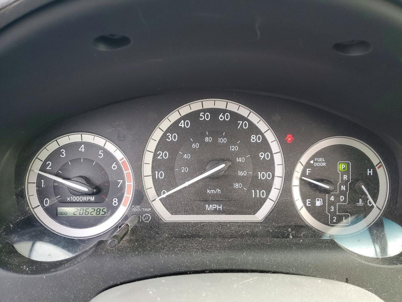 2004 TOYOTA SIENNA
