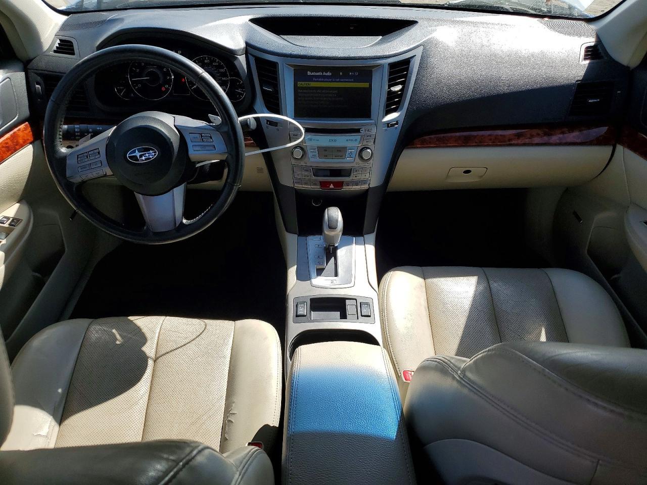 2010 SUBARU Outback