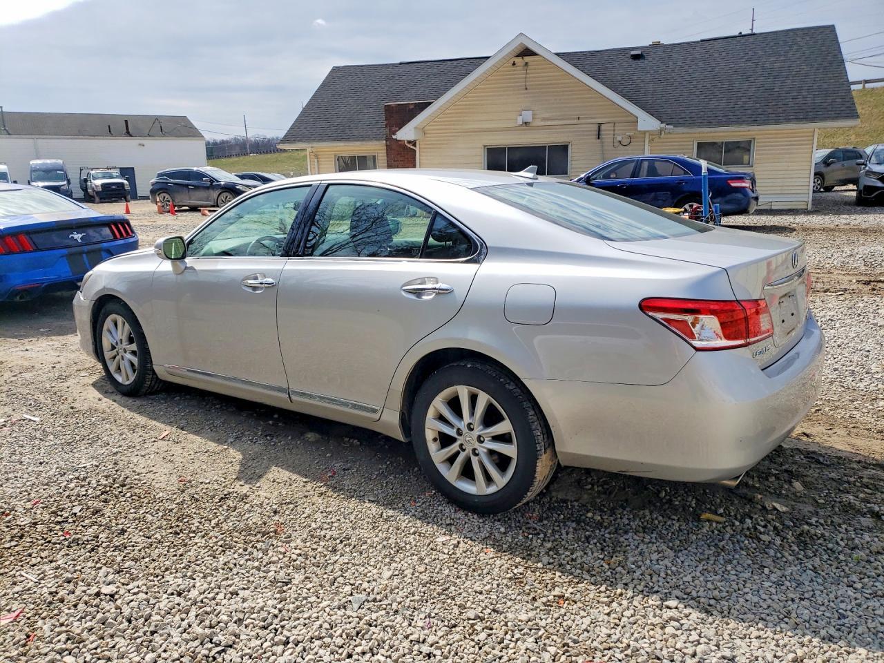 2010 LEXUS ES 350