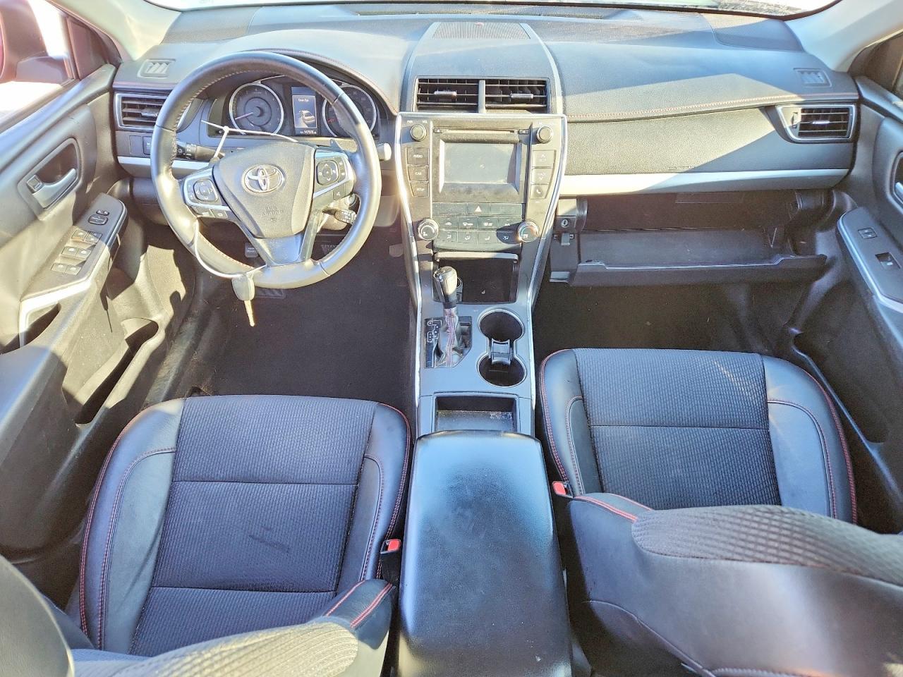 2017 TOYOTA CAMRY