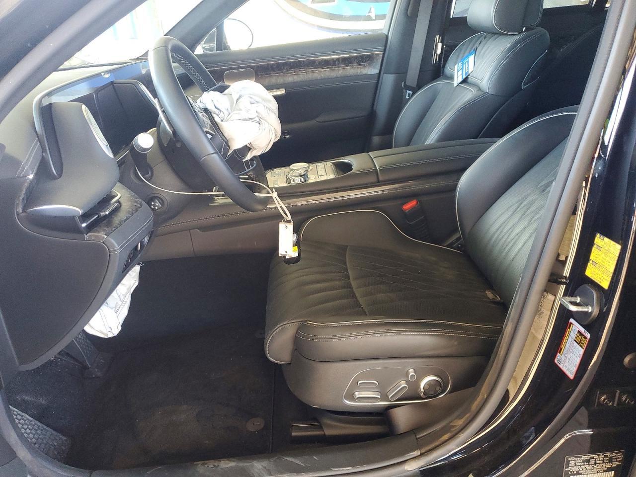 2024 GENESIS G90