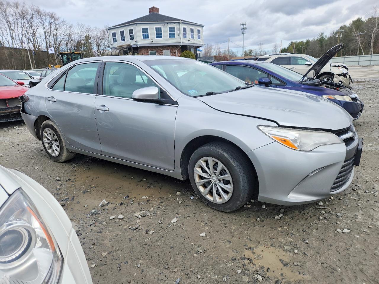 2017 TOYOTA CAMRY