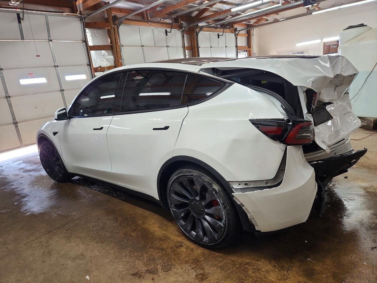 2022 TESLA MODEL Y