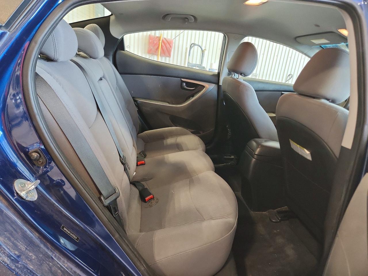 2016 HYUNDAI ELANTRA