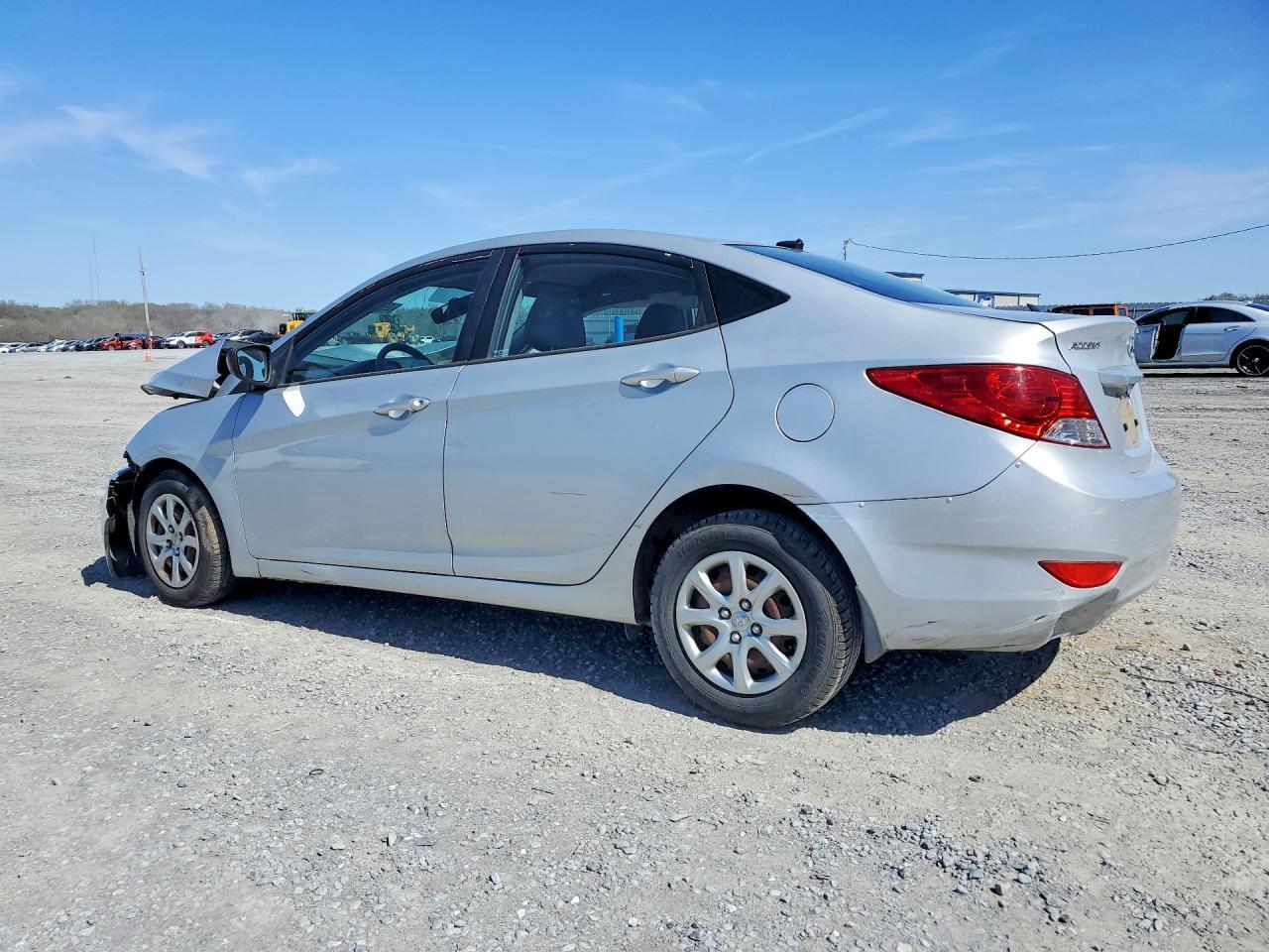 2013 HYUNDAI ACCENT