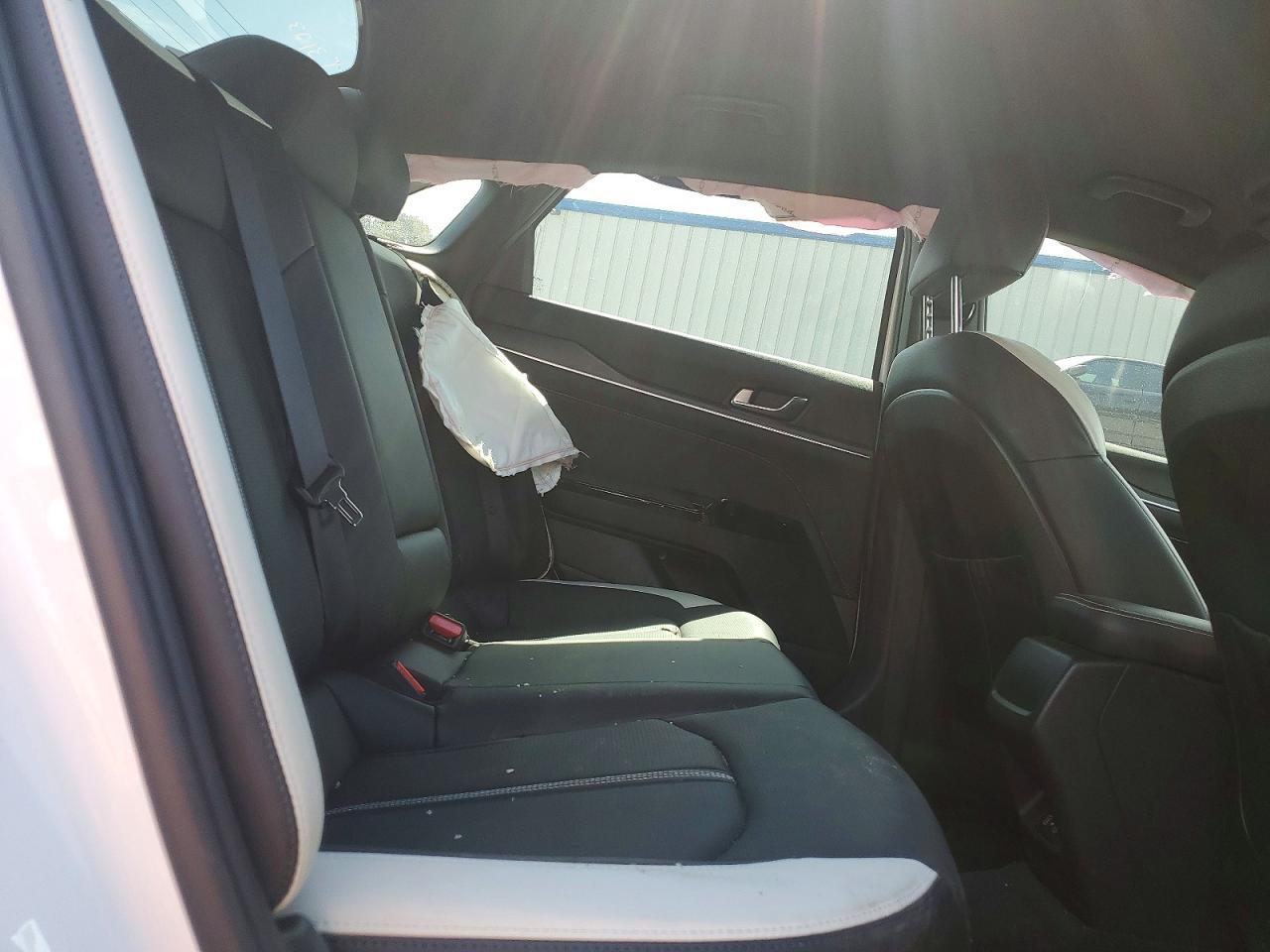 2025 KIA K5