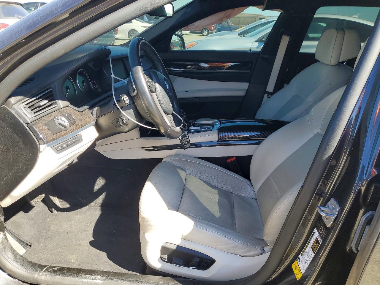 2013 BMW 7 series