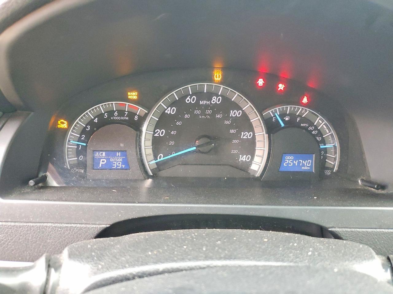 2012 TOYOTA CAMRY