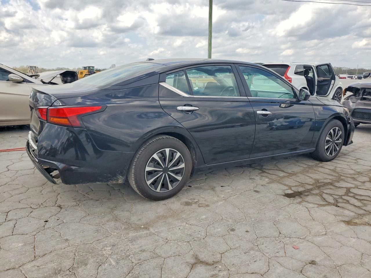 2020 NISSAN ALTIMA