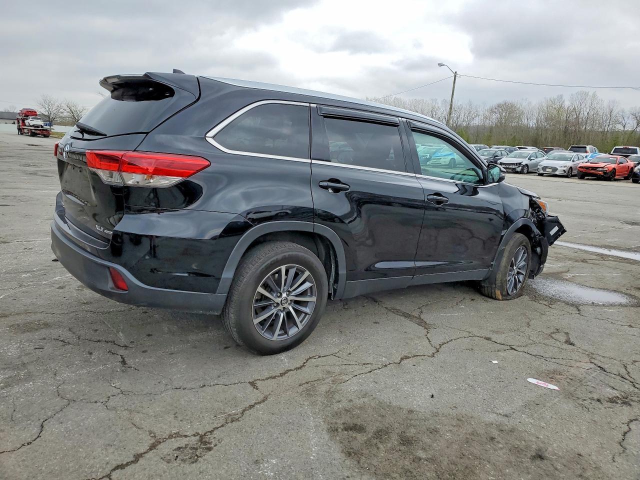 2019 TOYOTA HIGHLANDER