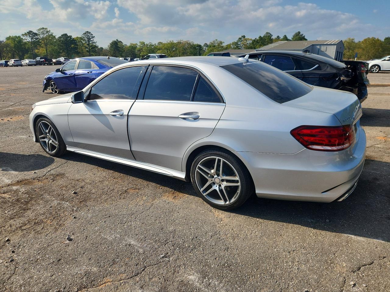 2016 MERCEDES-BENZ E-Class