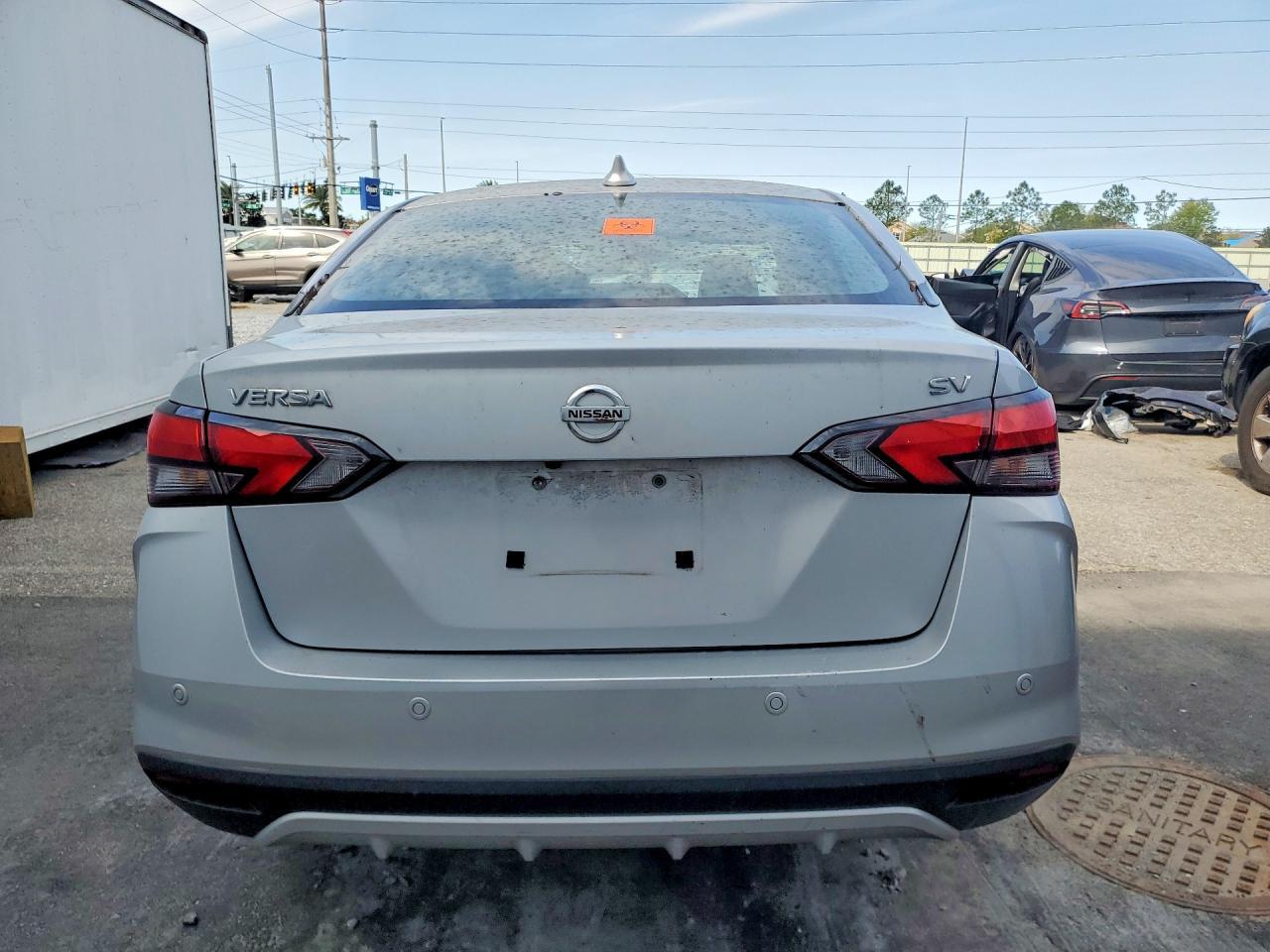2022 NISSAN VERSA