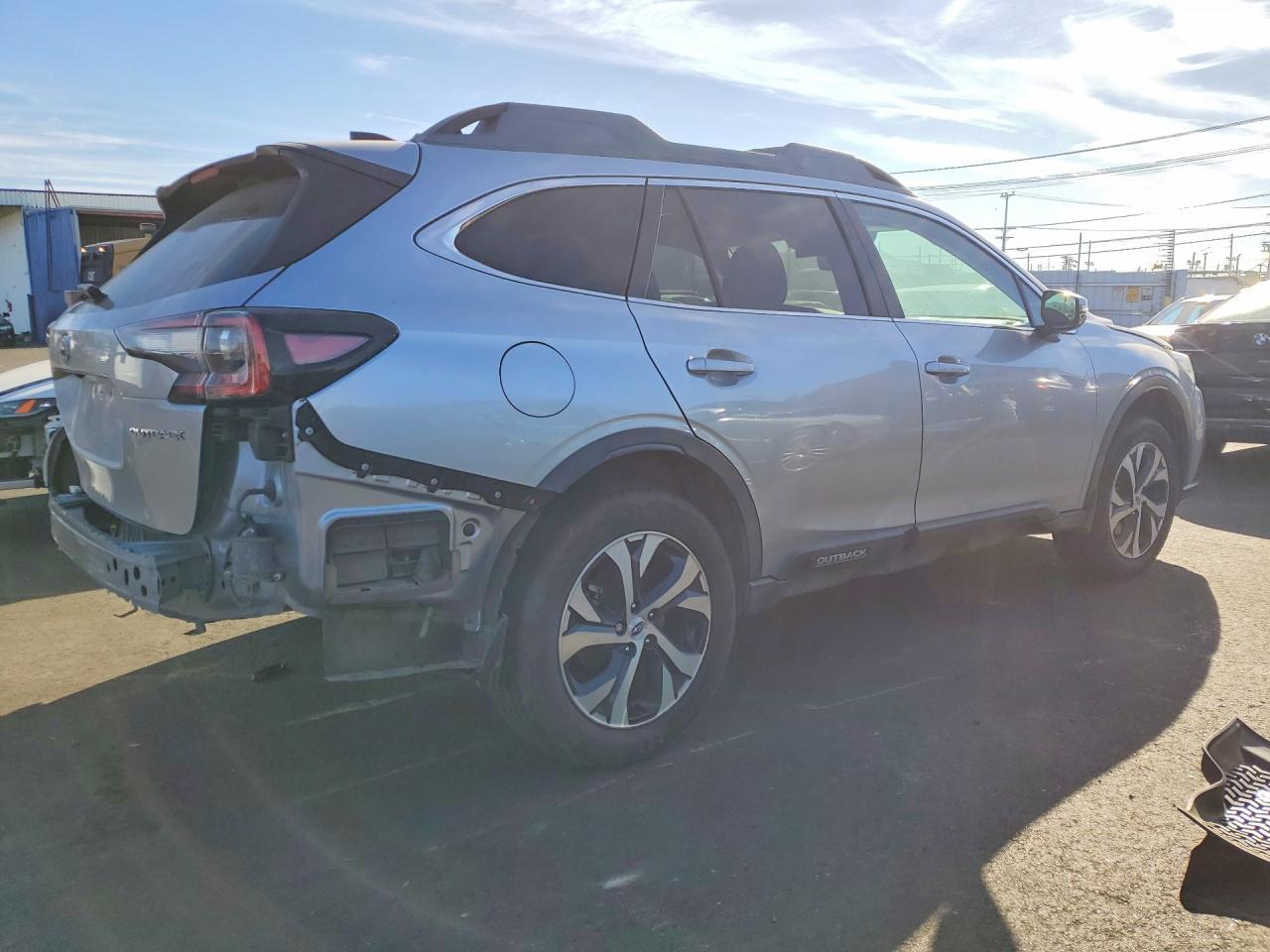 2020 SUBARU Outback