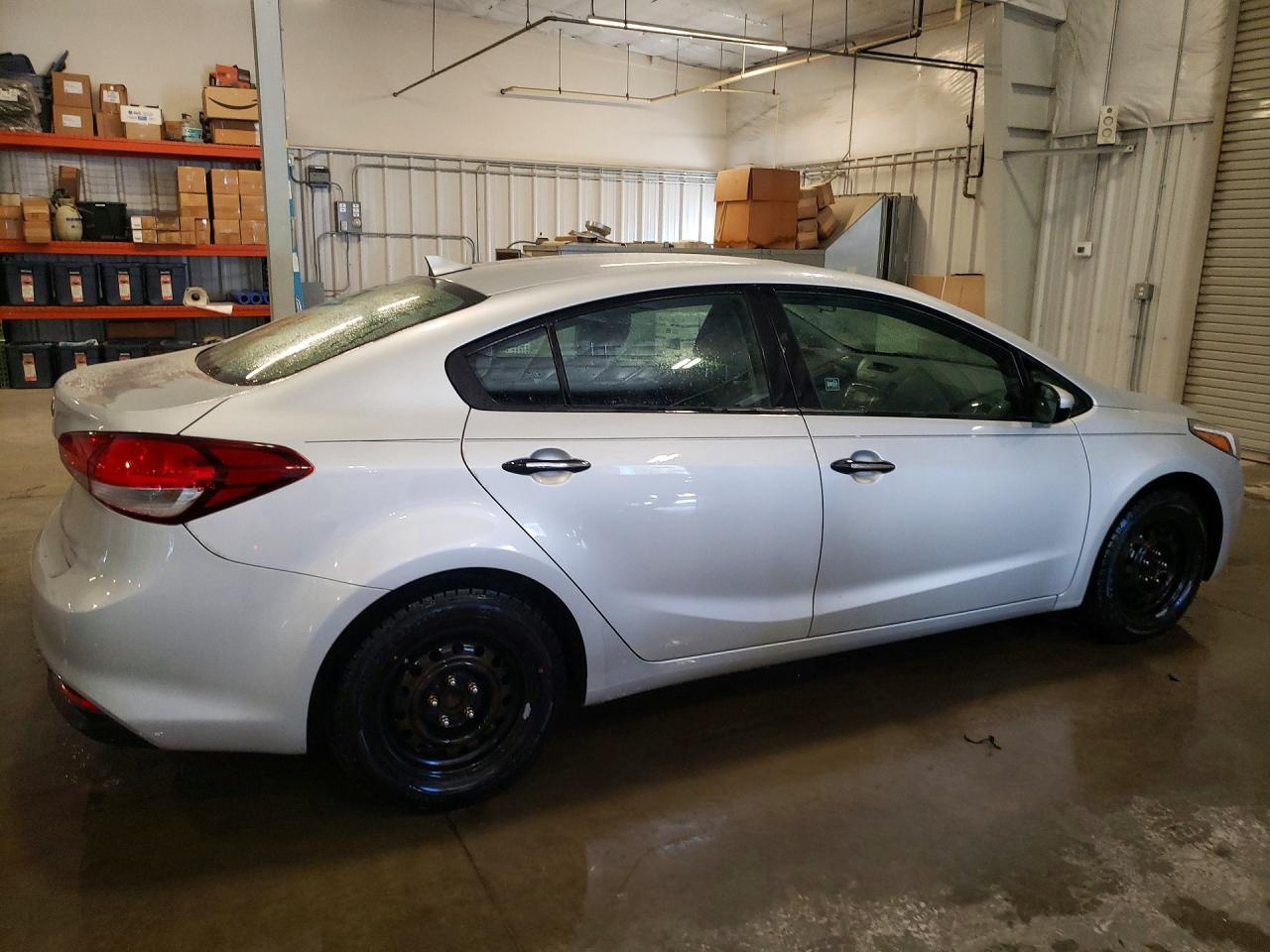 2017 KIA FORTE