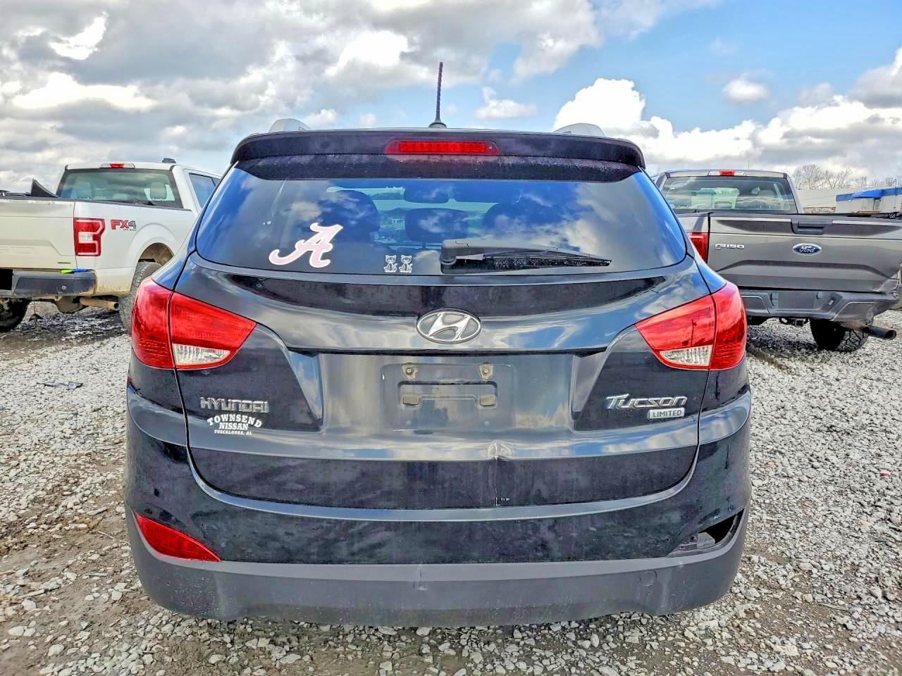 2011 HYUNDAI TUCSON