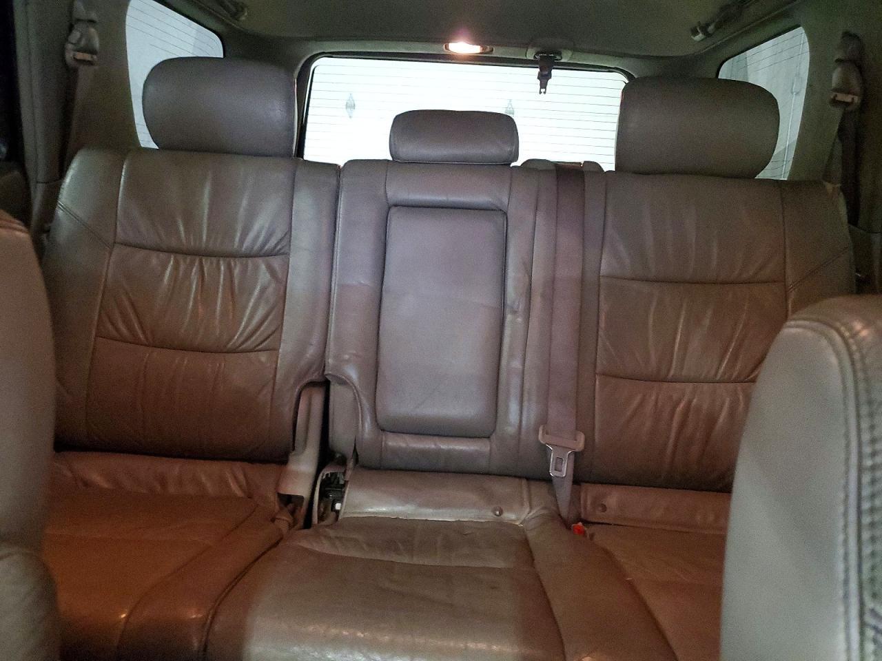 2005 TOYOTA Sequoia