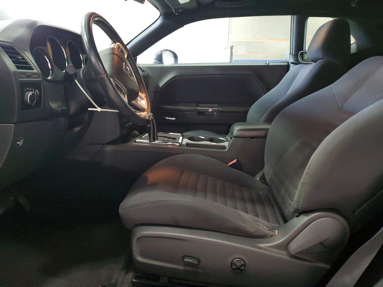 2011 DODGE Challenger