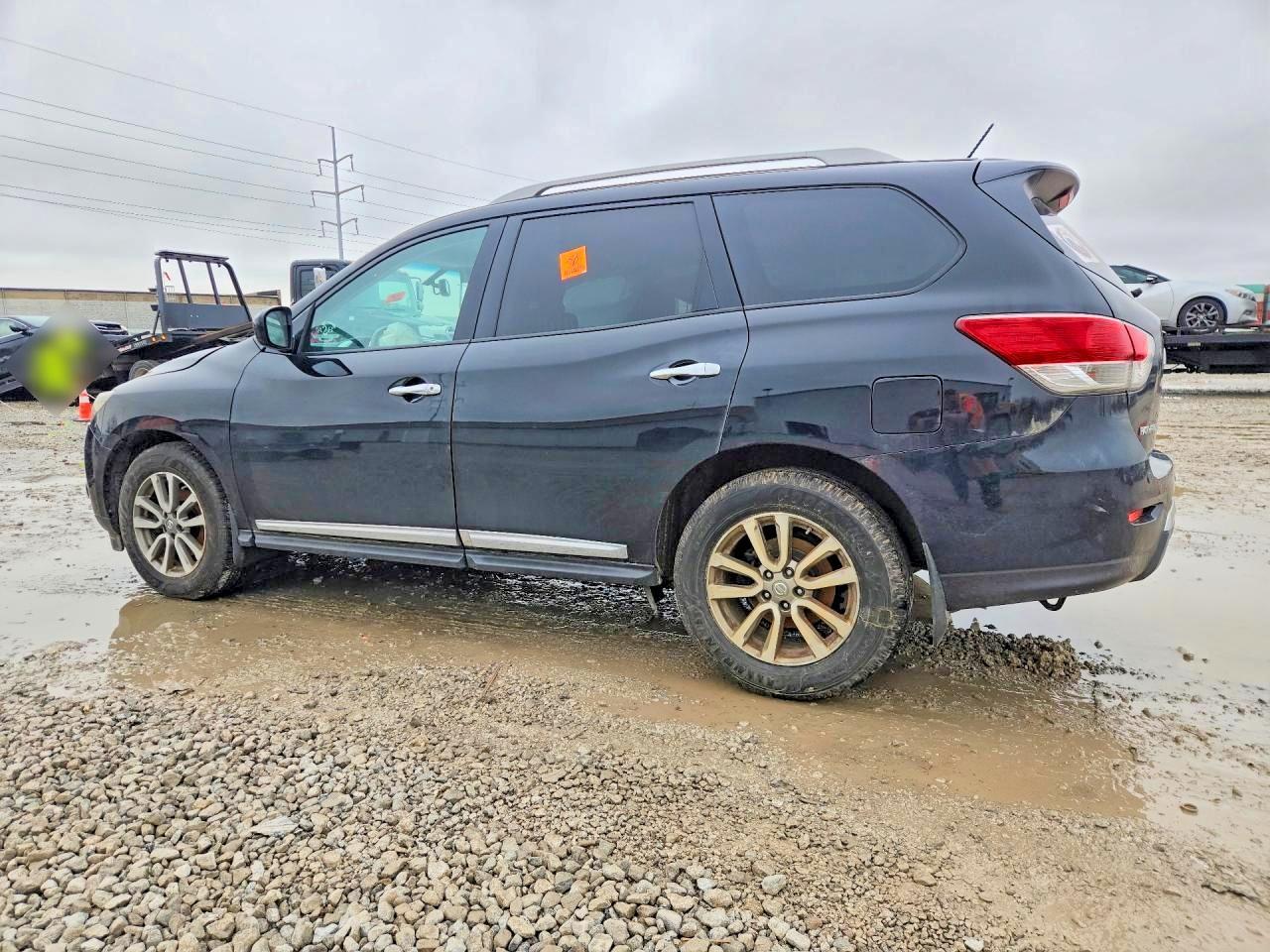 2014 NISSAN PATHFINDER