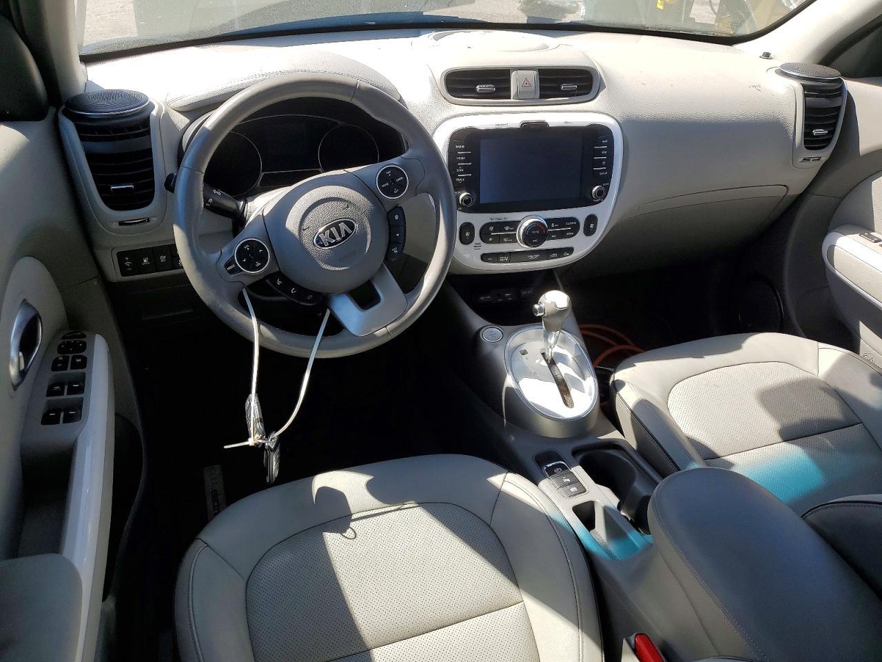 2019 KIA SOUL