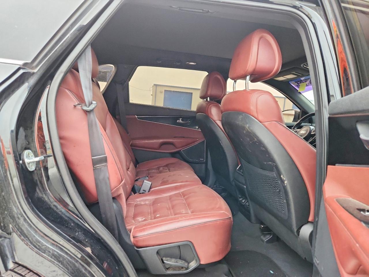 2016 KIA SORENTO