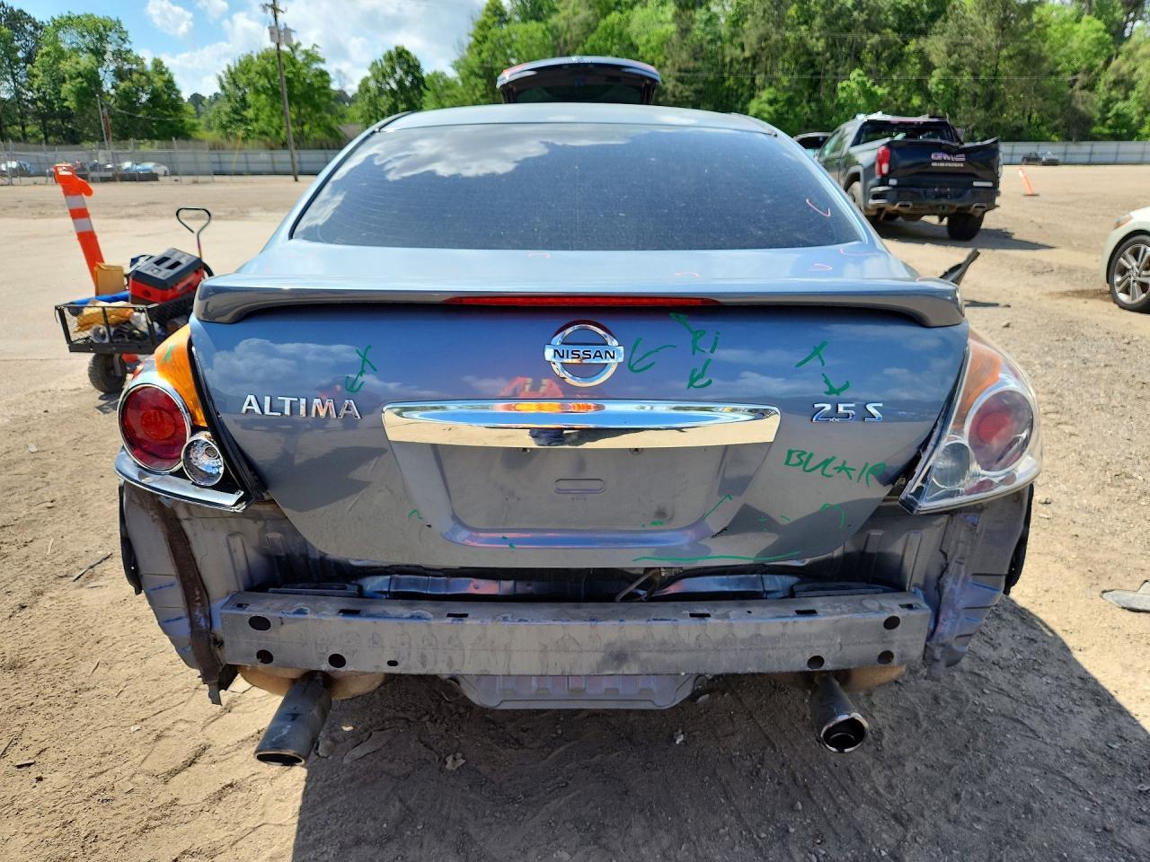 2012 NISSAN ALTIMA