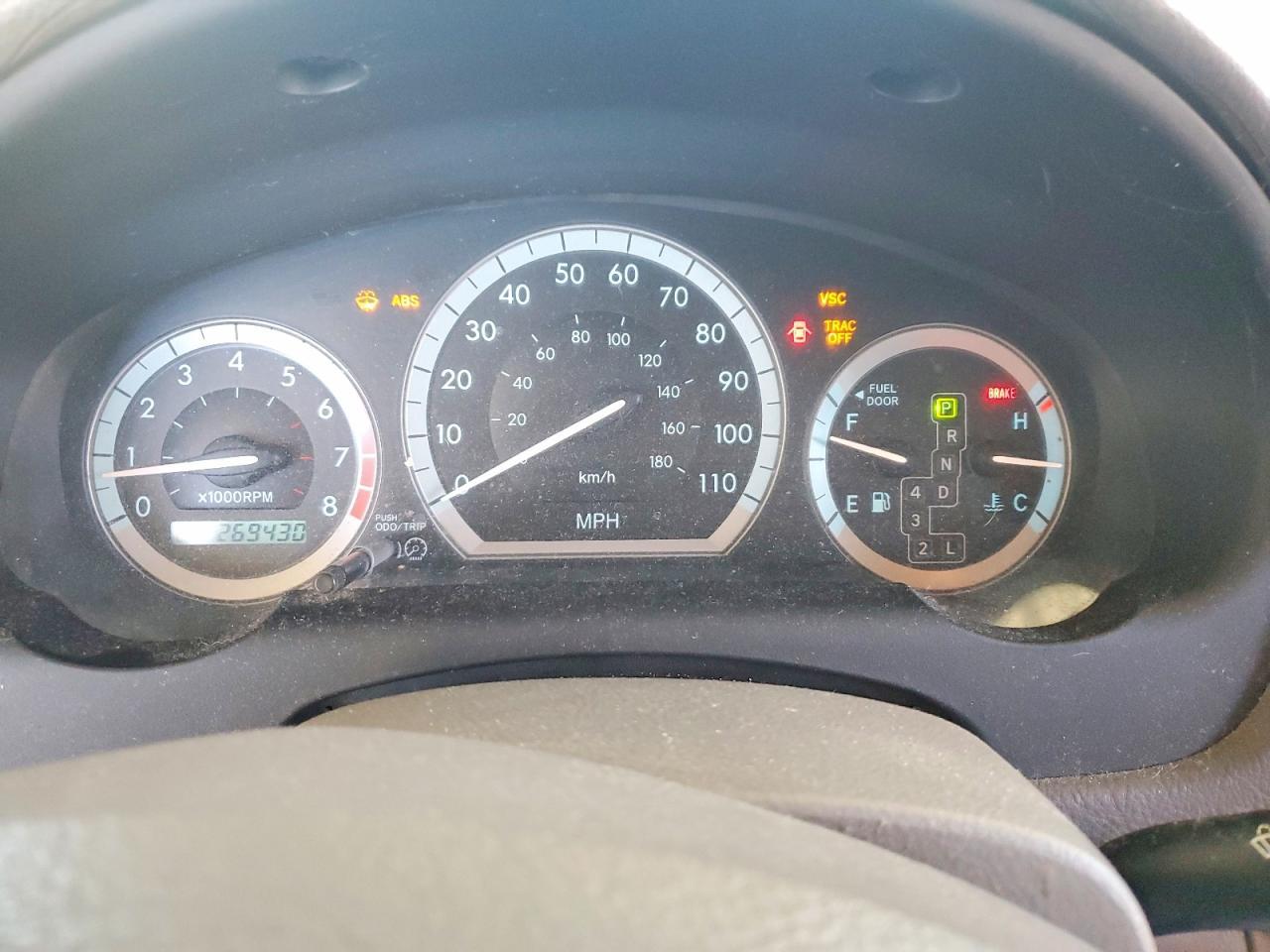 2004 TOYOTA SIENNA