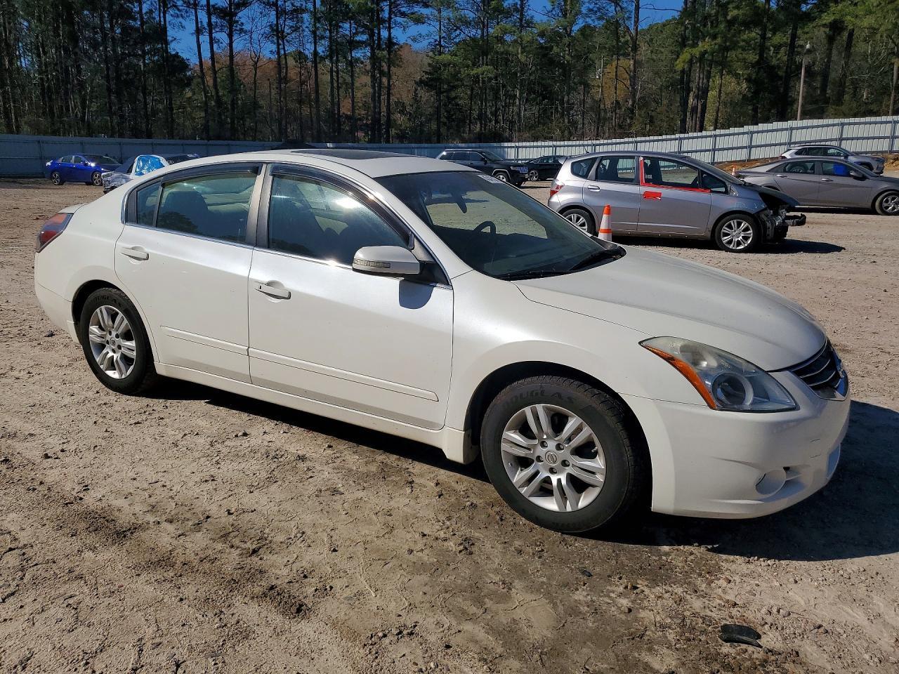 2012 NISSAN ALTIMA