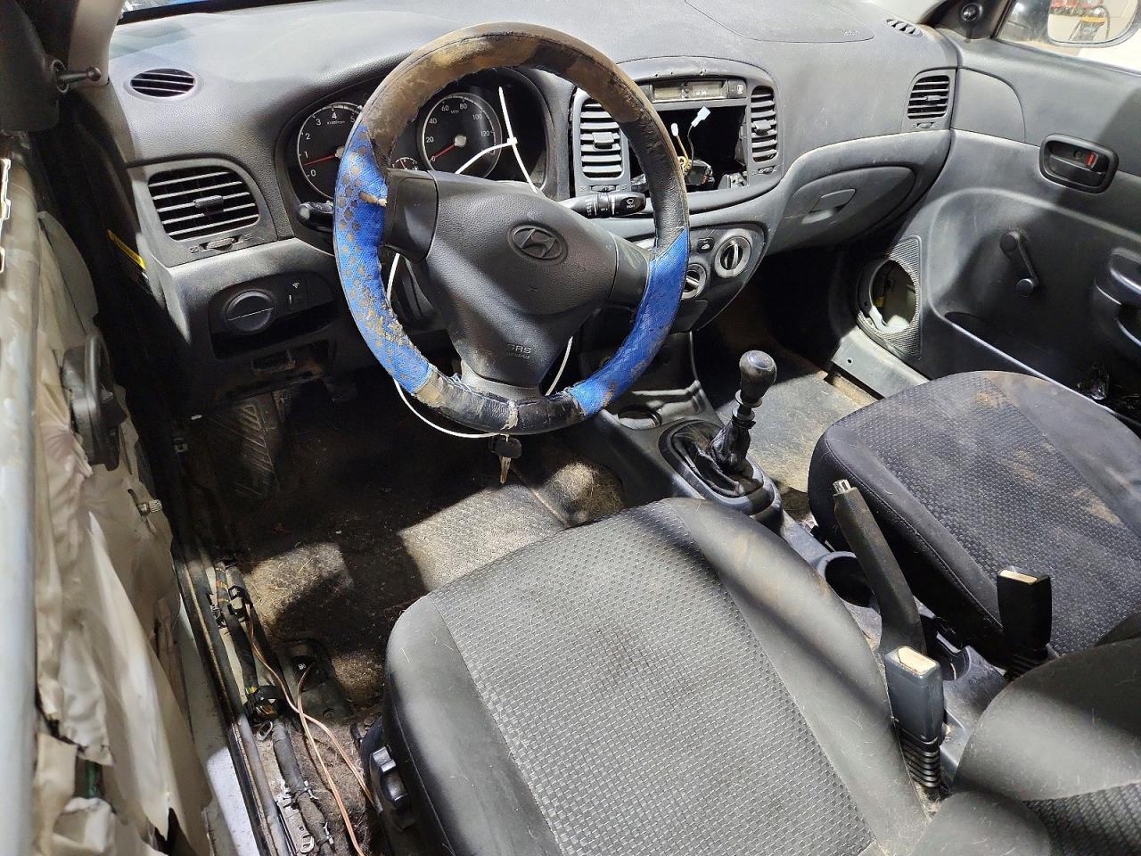 2010 HYUNDAI ACCENT