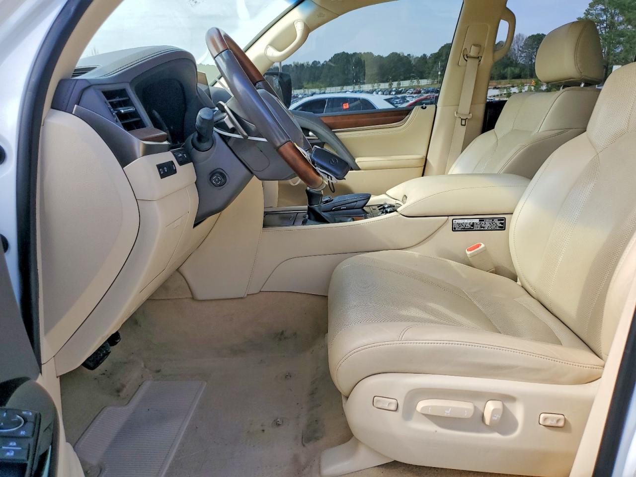 2019 LEXUS LX 570