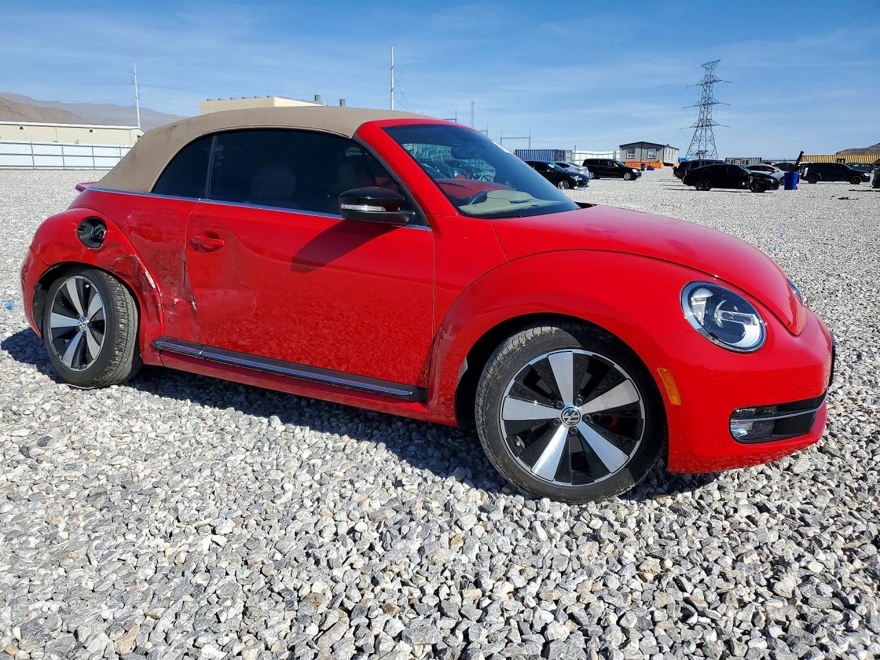 2013 VOLKSWAGEN Beetle