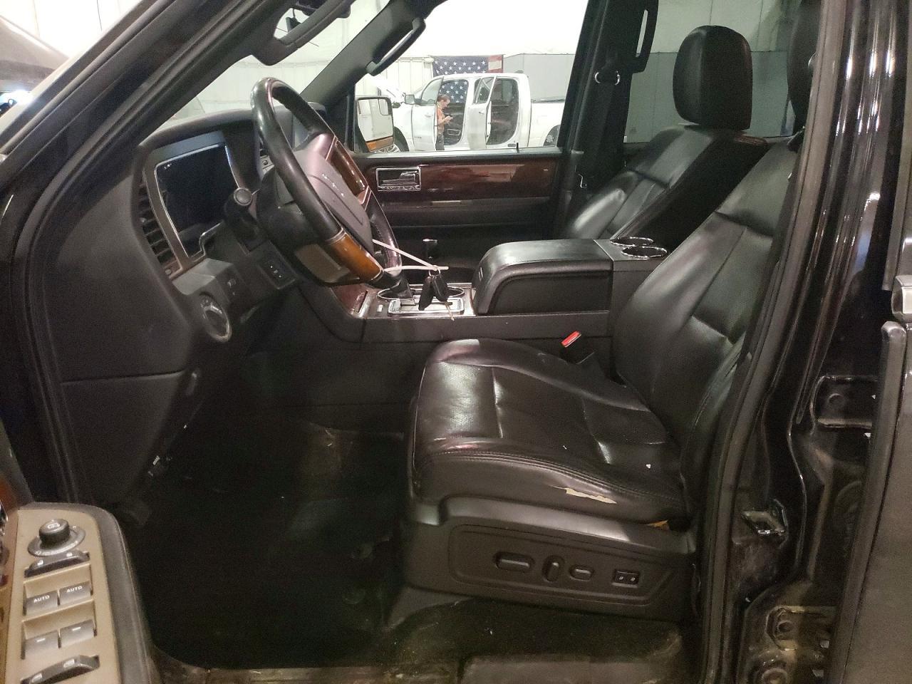 2013 LINCOLN Navigator