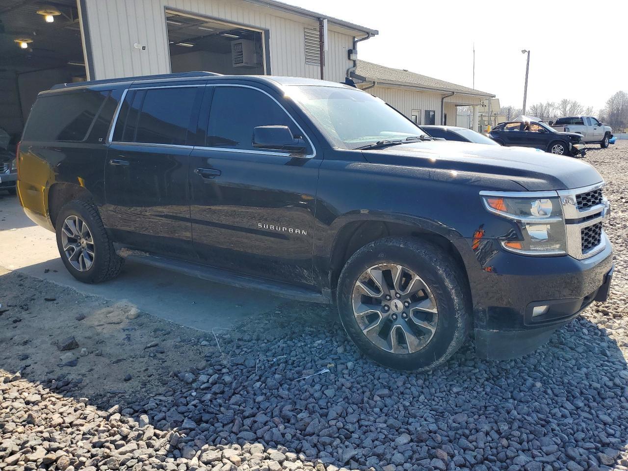 2015 CHEVROLET Suburban