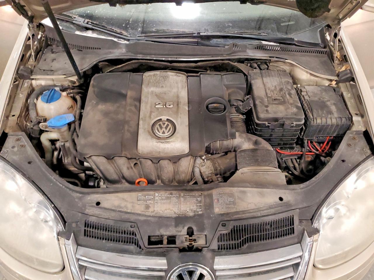 2005 VOLKSWAGEN JETTA