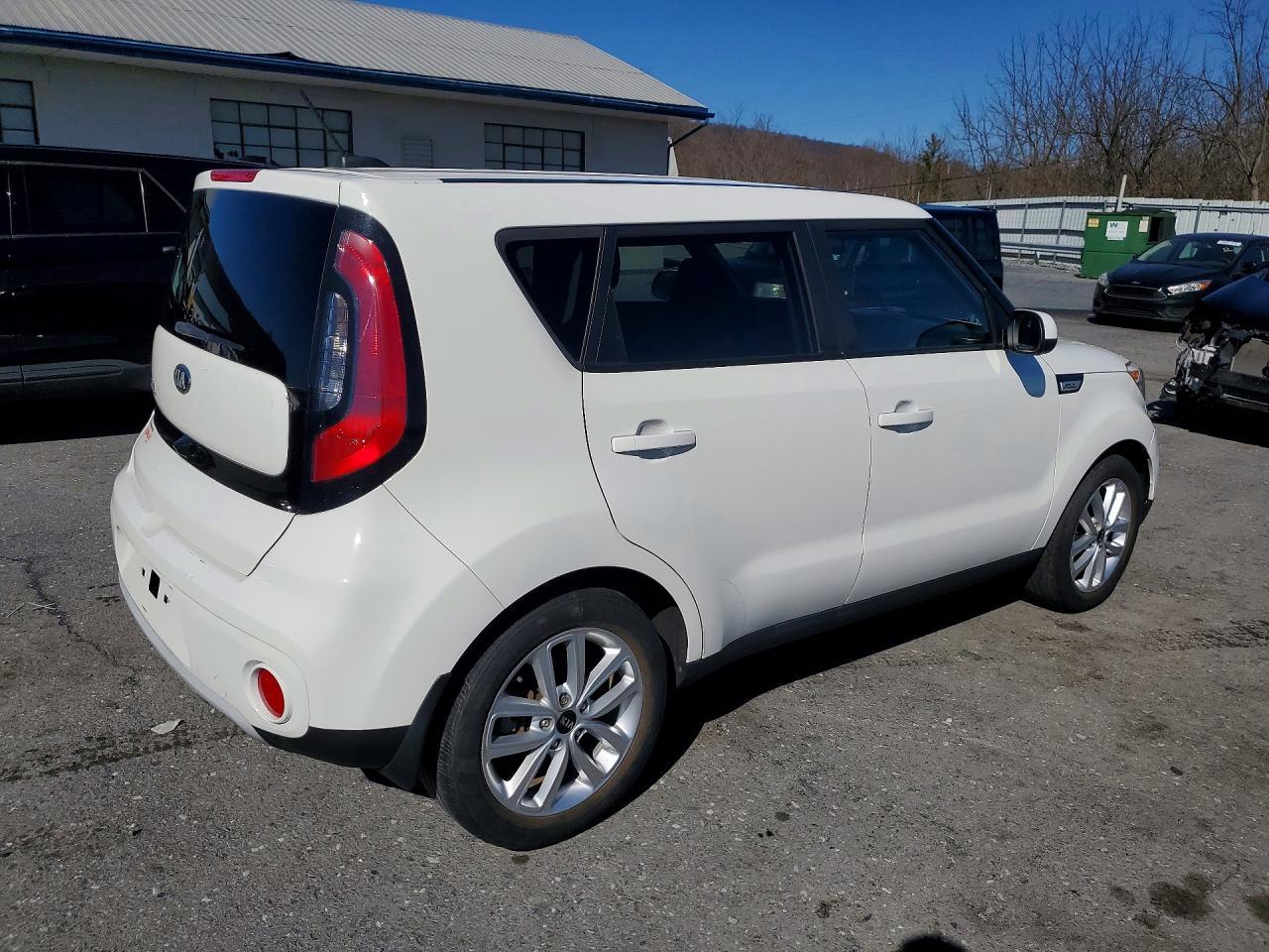 2019 KIA SOUL