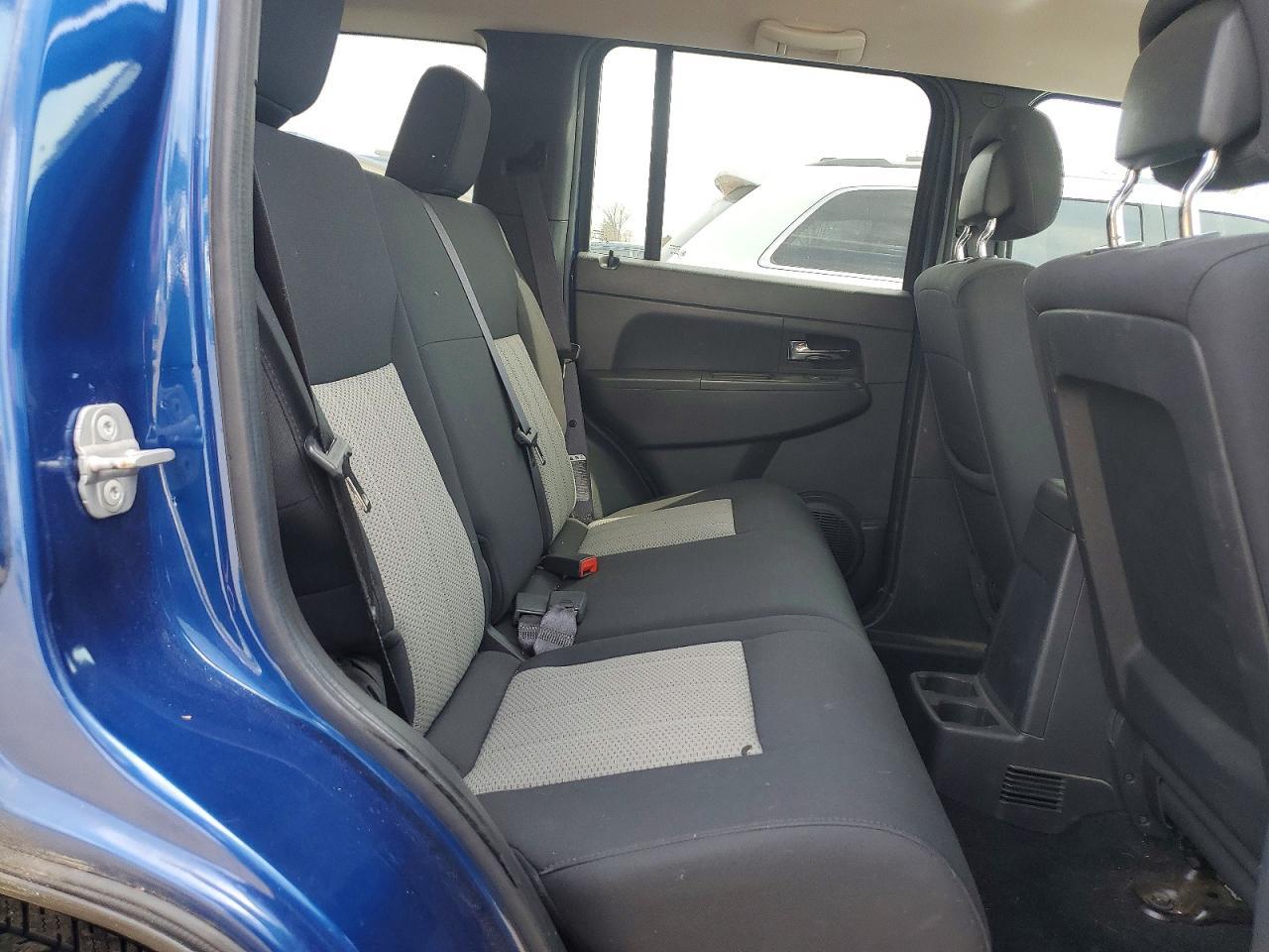 2010 JEEP Liberty