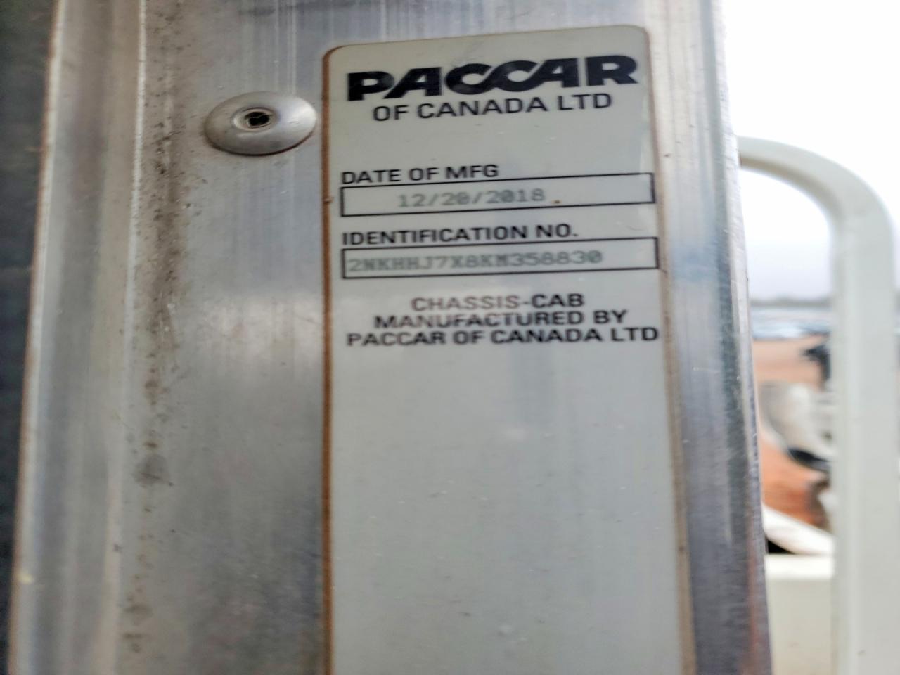 2019 KENWORTH T370