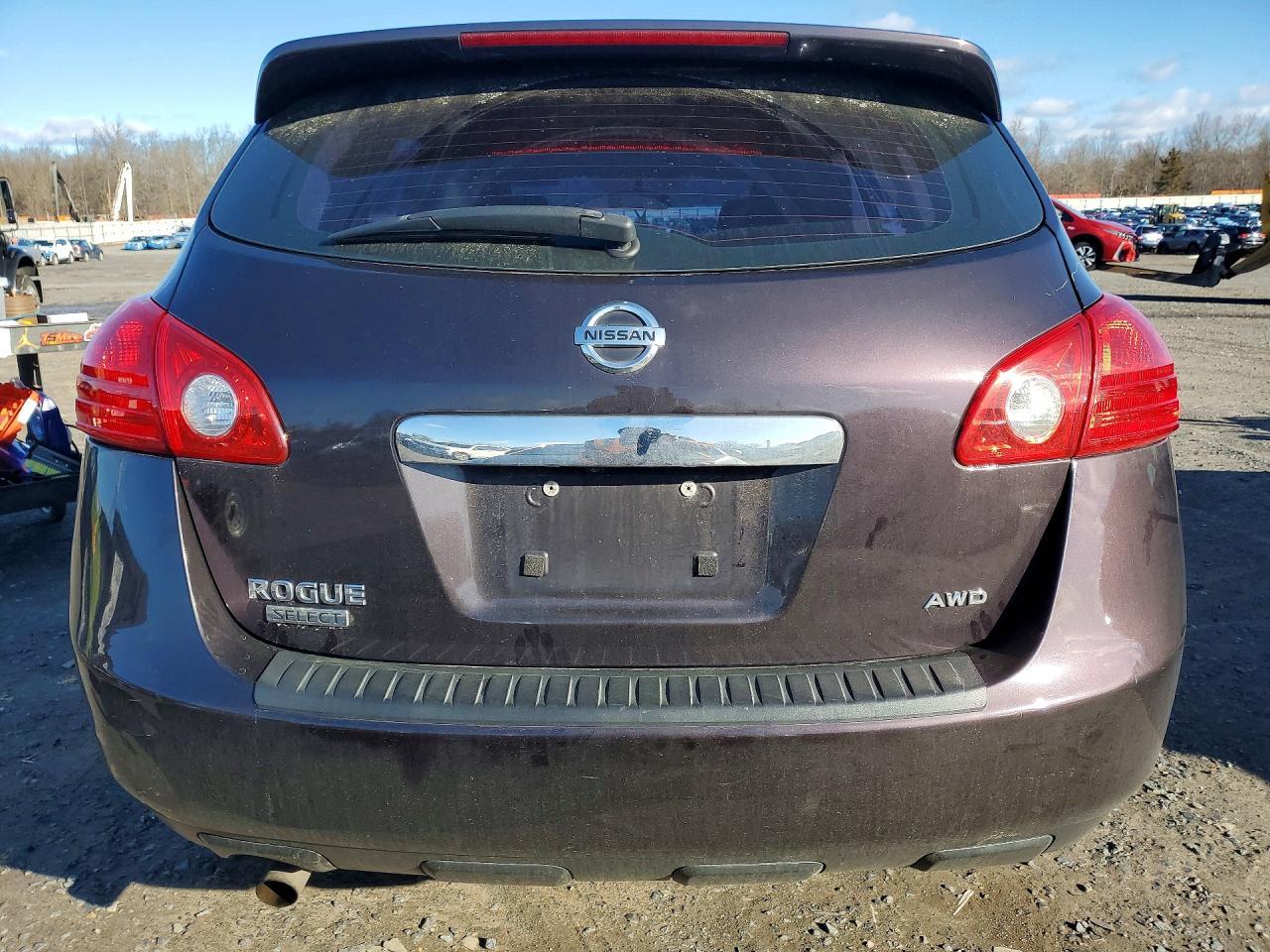 2015 NISSAN ROGUE
