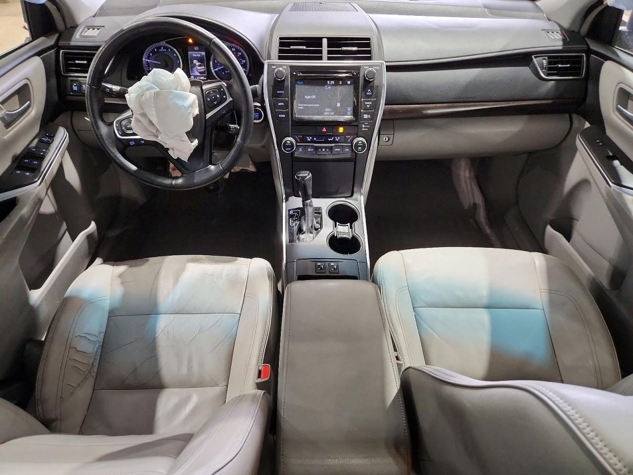 2015 TOYOTA CAMRY