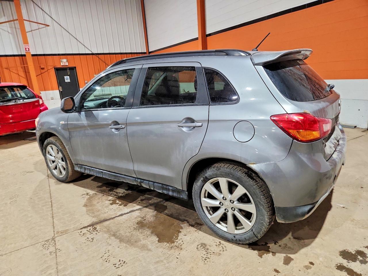 2014 MITSUBISHI RVR