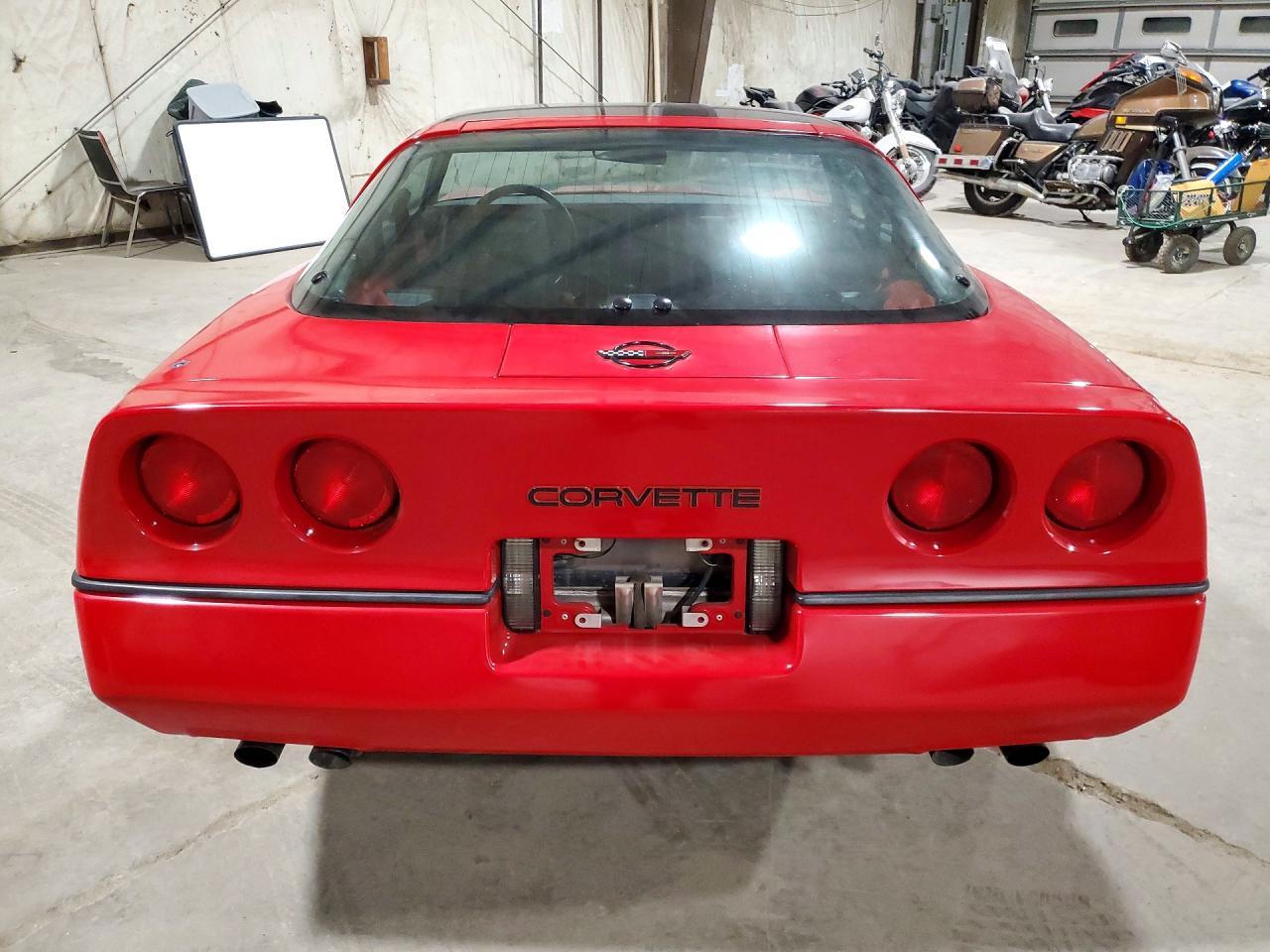1985 CHEVROLET CORVETTE
