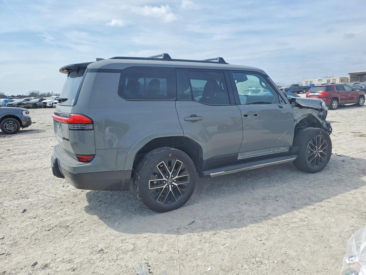 2024 LEXUS GX 550
