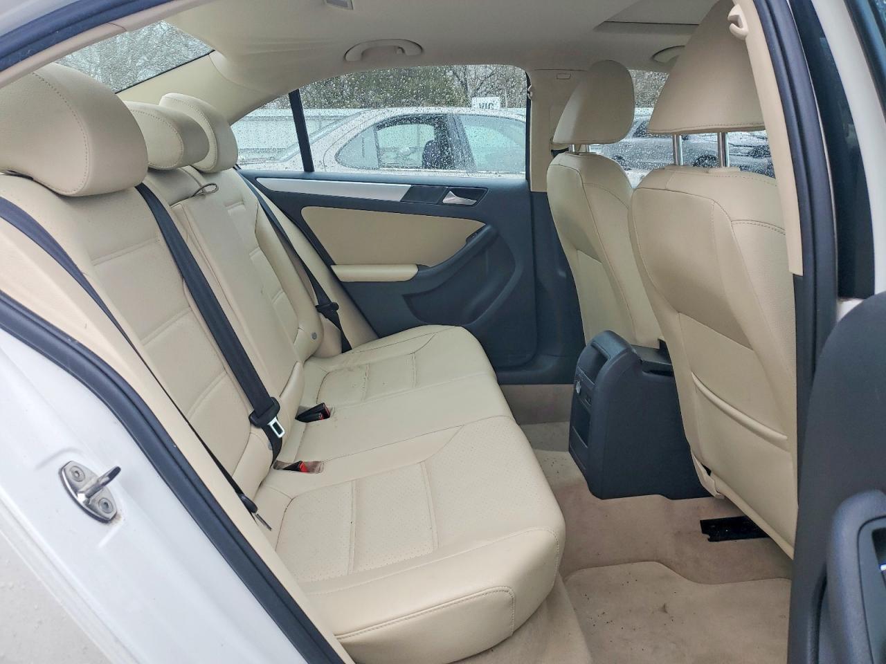 2013 VOLKSWAGEN JETTA