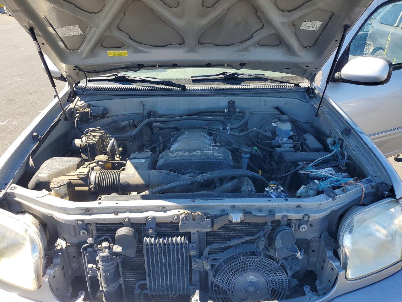 2003 TOYOTA Sequoia