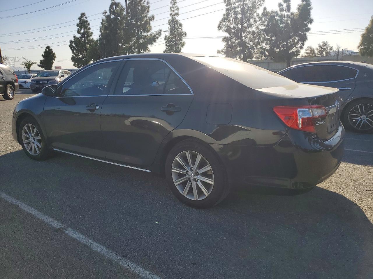 2012 TOYOTA CAMRY
