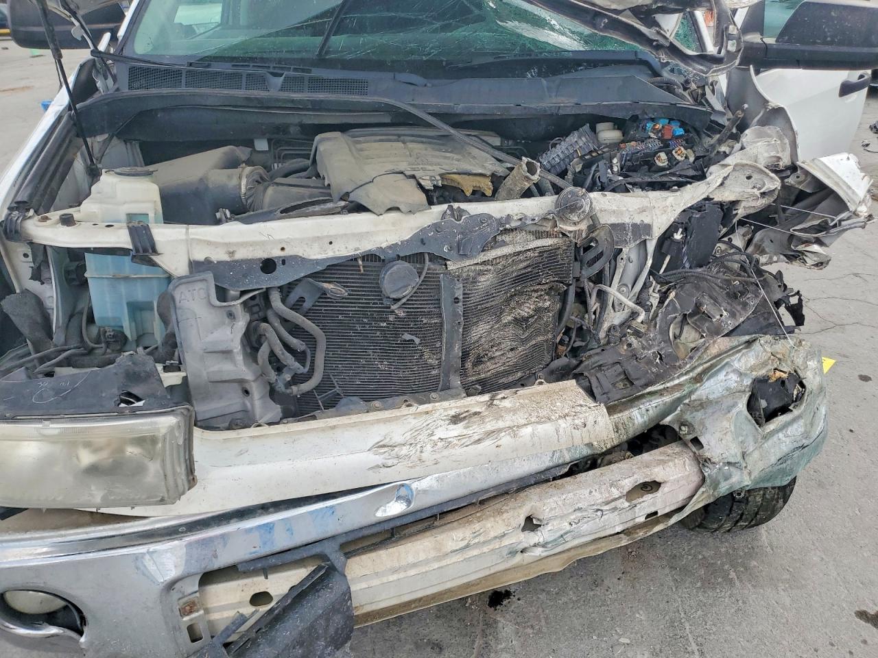 2012 TOYOTA TUNDRA