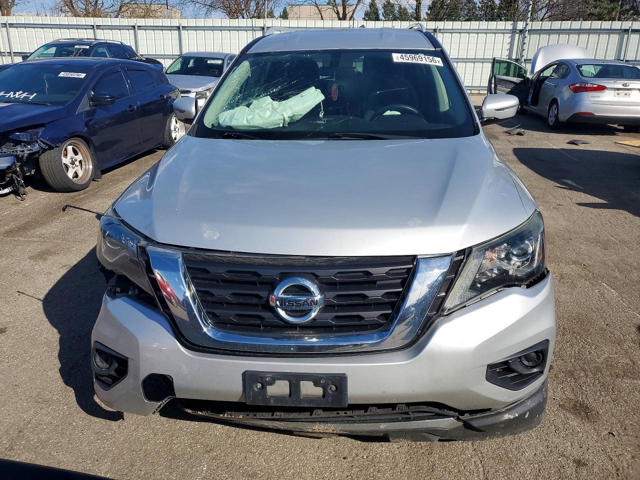 2017 NISSAN PATHFINDER