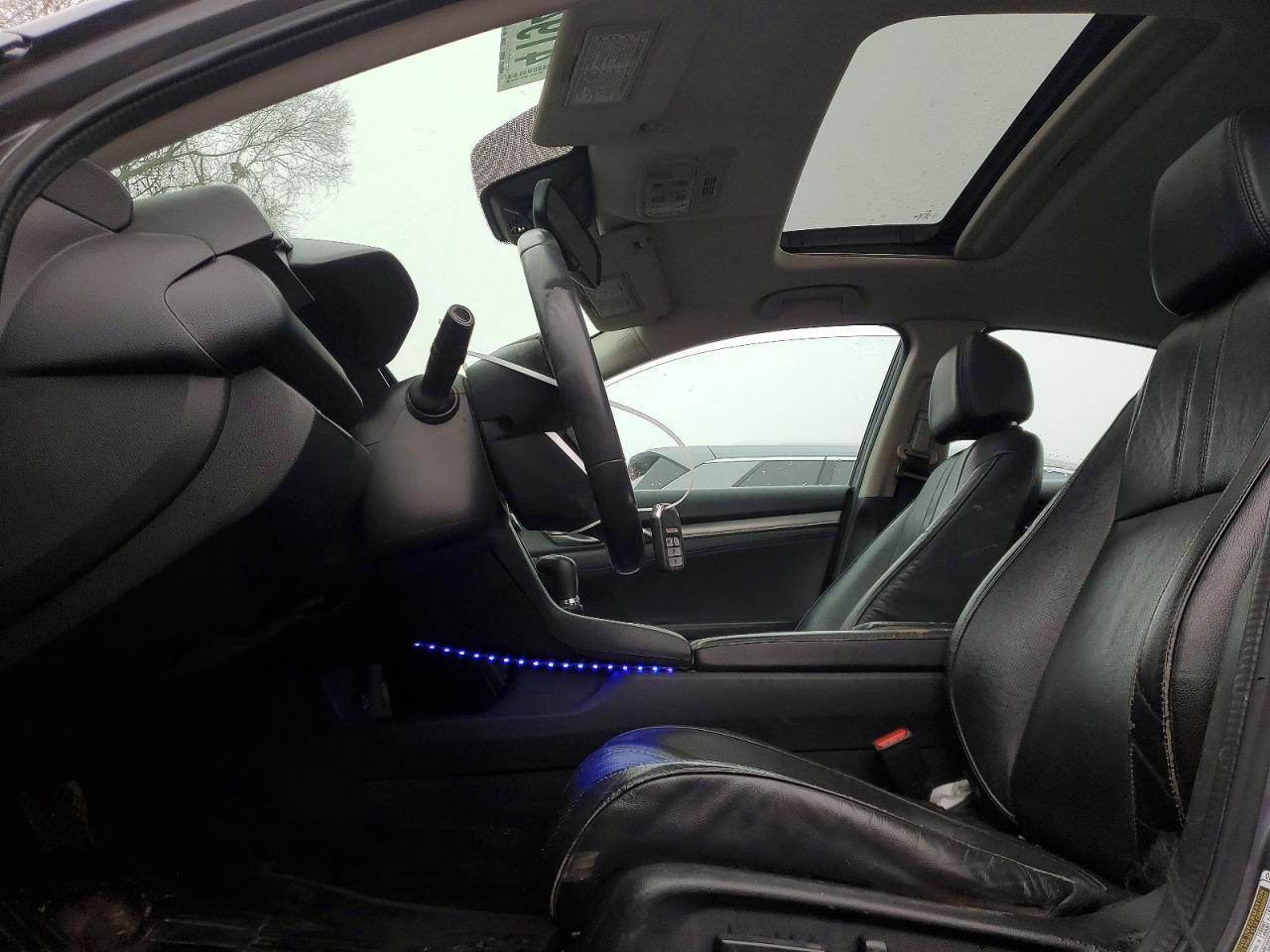 2016 HONDA CIVIC