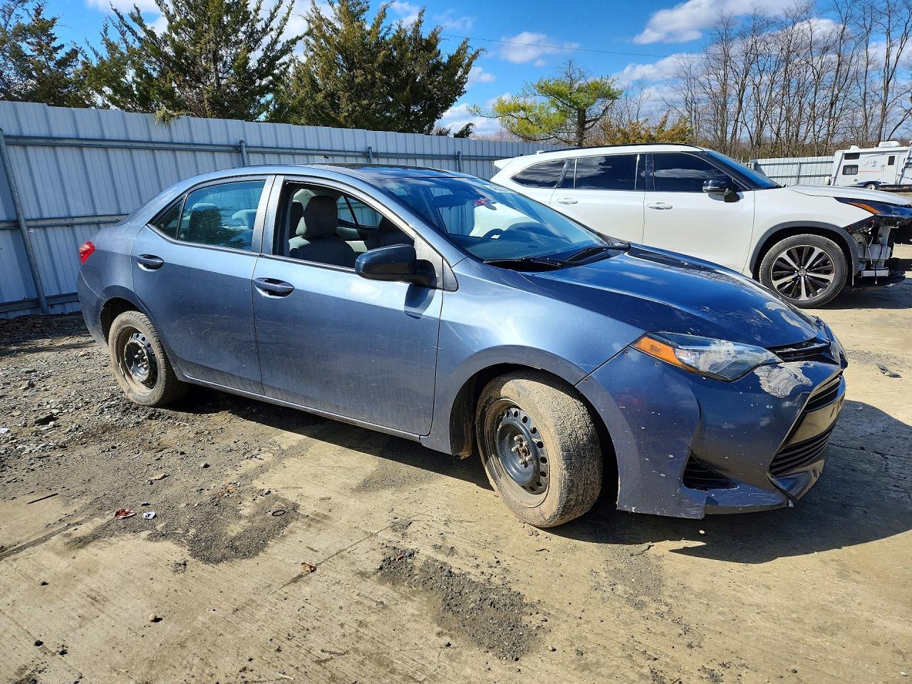 2017 TOYOTA COROLLA